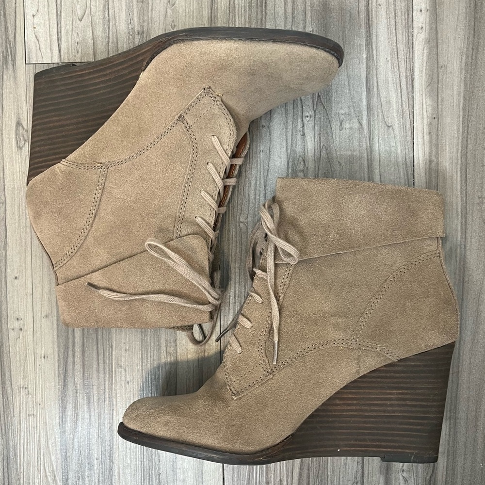 Lucky Brand lace up suede booties